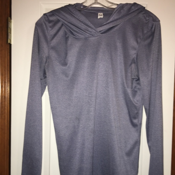 Under Armour Hooded Top Size Small - Picture 1 of 2